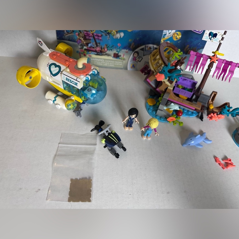 LEGO Friends Dolphins Rescue Mission 41378 - Picture 6 of 7